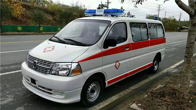 平舆县丰田海狮救护车